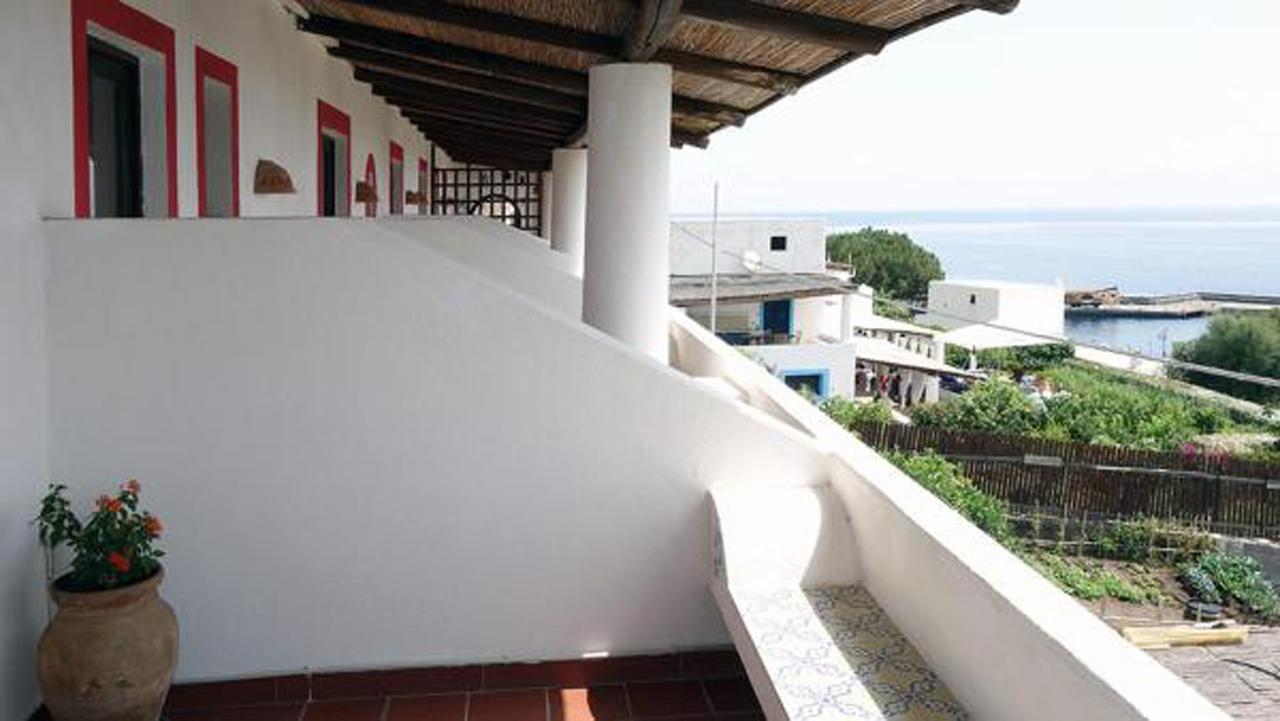 Hotel Bellavista Santa Marina Salina Exterior photo