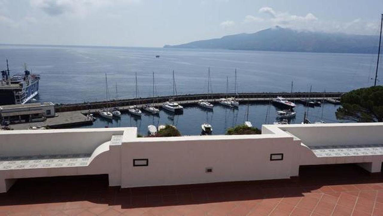 Hotel Bellavista Santa Marina Salina Exterior photo